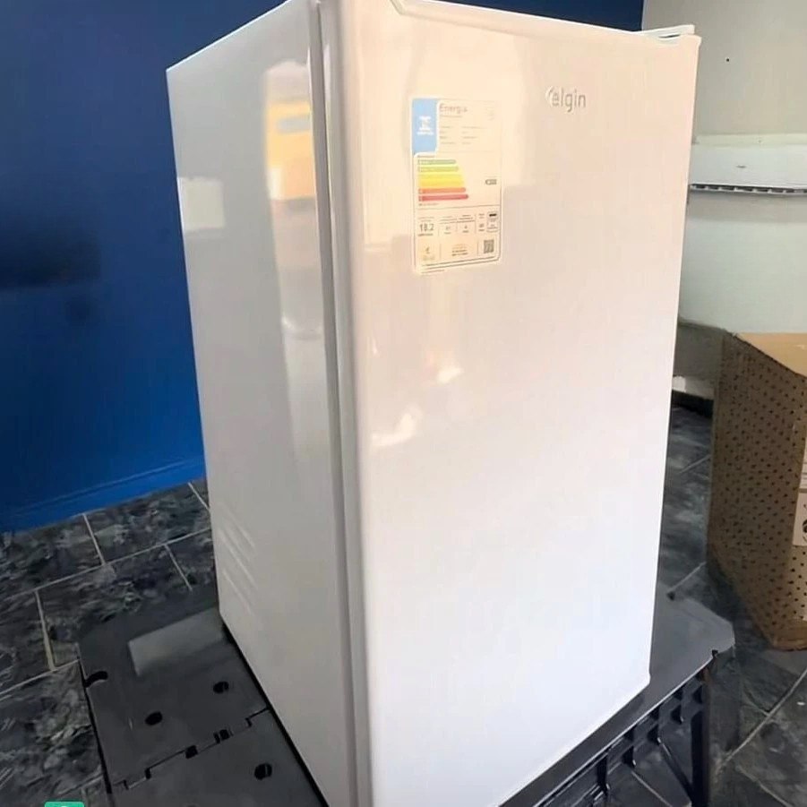 Frigobar 93L Elgin – Porta Reversível Compartimento Extra Frio Branco na Amazon