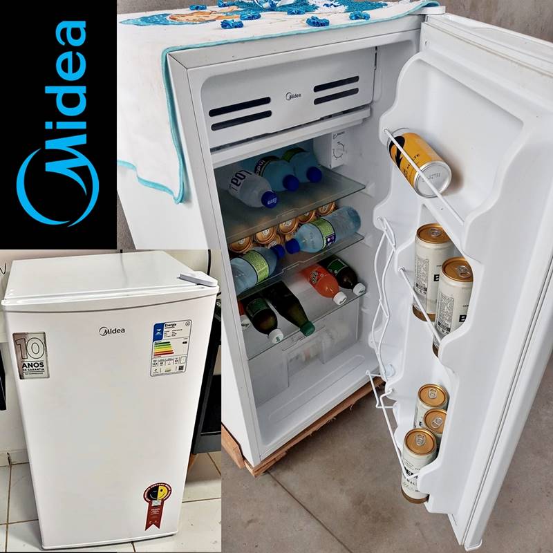 Frigobar Midea 93L Branco – MRC10B1 na Amazon