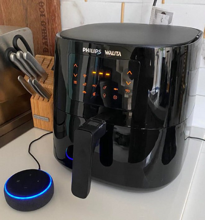 Fritadeira Airfryer Essential XL Conectada, Philips Walita, conectividade c/Alexa, 6.2L de capacidade, Preta, 2000W, 127V (RI9280/90) na Amazon