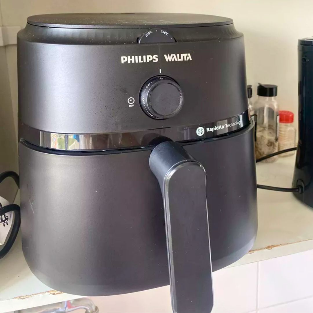 Fritadeira Airfryer Série 1000 XL, Philips Walita, 6,2 litros, Tecnologia RapidAir, Preta, 2 anos de garantia, 110v – NA130/00 na Amazon