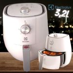 Fritadeira Elétrica sem oleo Electrolux Airfryer 3,2L por Rita Lobo 1400W na Amazon