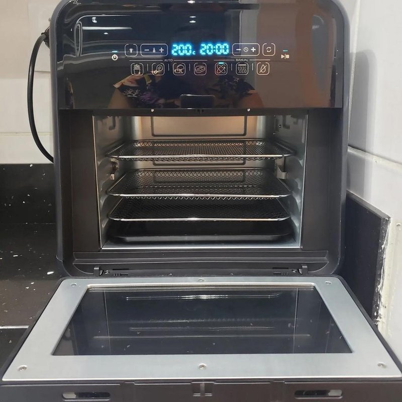 Fritadeira Super Fryer 10L Oster 3 em 1 na Amazon