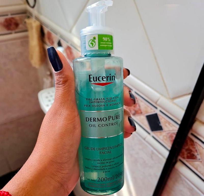 Gel de Limpeza Facial Eucerin DermoPure 200ml na Amazon