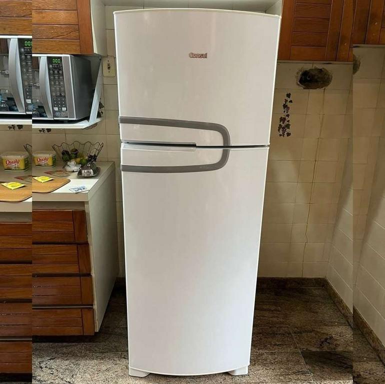 Geladeira Consul Frost Free Duplex 340 litros Branca com Prateleiras Altura Flex – CRM39AB na Compra Certa