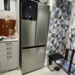 Geladeira Electrolux Frost Free Inverter 480L Efficient AutoSense 3 Portas Inox Look (IM7S) 127V na Amazon