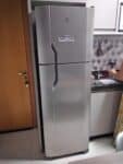 Geladeira/Refrigerador Frost Free cor Inox 310L Electrolux (TF39S) 127V na Amazon