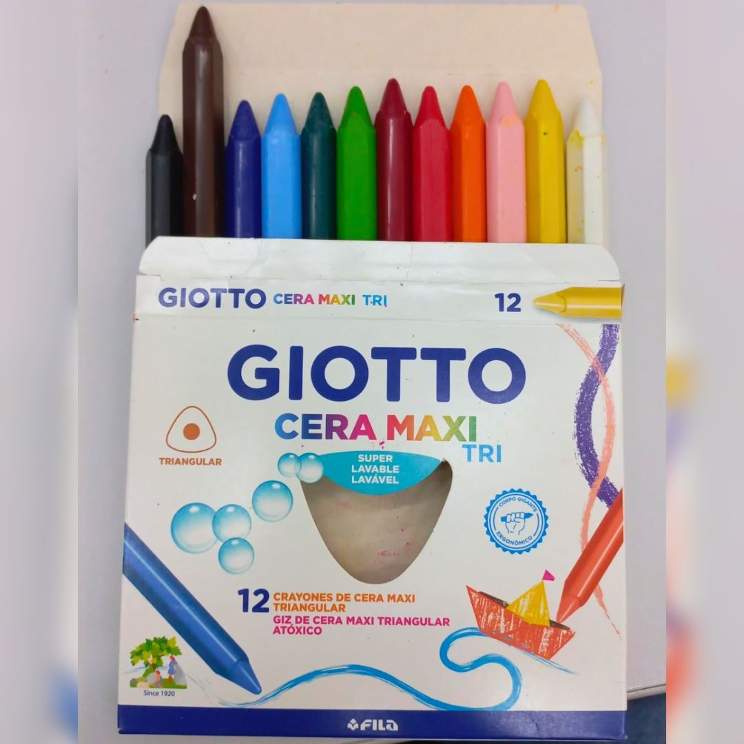GIOTTO Cera Maxi Tri, Giz de Cera Maxi Triangular em Estojo, 12 Cores(202702ES) na Amazon