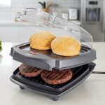 Grill Elétrico Oster Burguer 2 em 1 com Estufa, 1200W, OGRL500 na Amazon