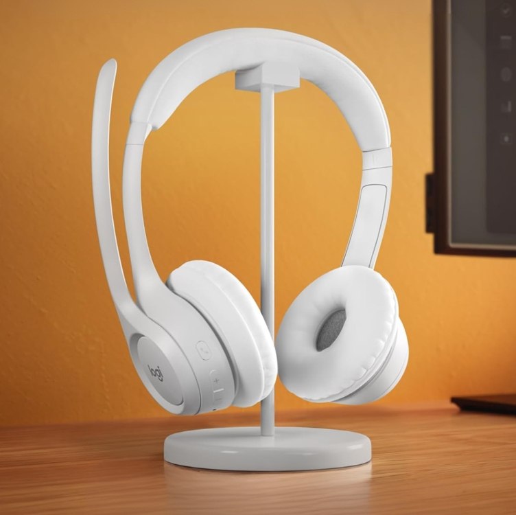 Headset Sem Fio Logitech Zone 300 Com Microfone Flip-to-Mute com Cancelamento de Ruído, Conexão Bluetooth, Bateria Recarregável via USB-C e Almofadas Confortáveis – Branco na Amazon