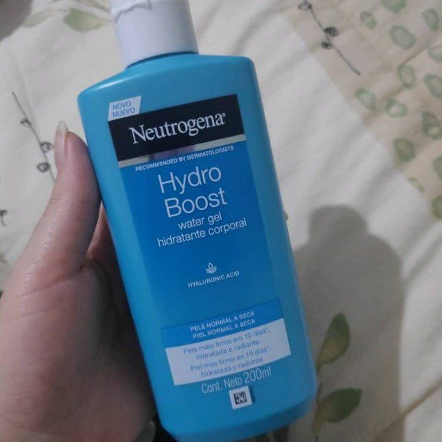 Hidratante Corporal Neutrogena HydroBoost Water Gel 200ml, Diversas na Amazon