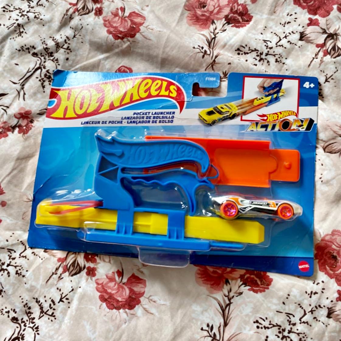 Hot Wheels Action Pista de Brinquedo Lançador de Bolso para crianças a partir de 4 anos na Amazon