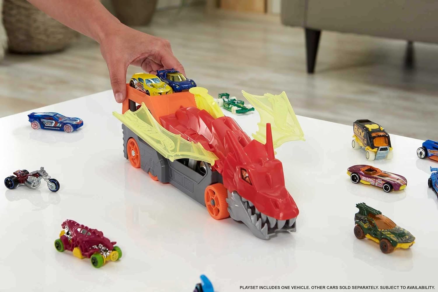 Hot Wheels City, Pista de Brinquedo, Reboque de Dragão com 1 Carrinho em Escala 1:64, Para Crianças a Partir de 3 Anos na Amazon