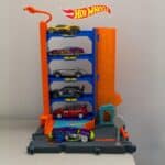 Hot Wheels Pista de Brinquedo Garagem, Multi na Amazon