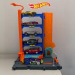 Hot Wheels Pista de Brinquedo Garagem na Amazon