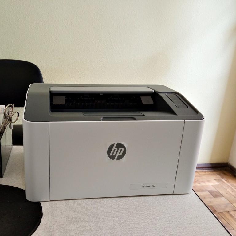 Impressora HP Laser 107a. Tecnologia de impressão Laser Impressora para Pequenas e Médias Empresas. Conectividade: USB 2.0 de alta velocidade (4ZB77A) na Amazon