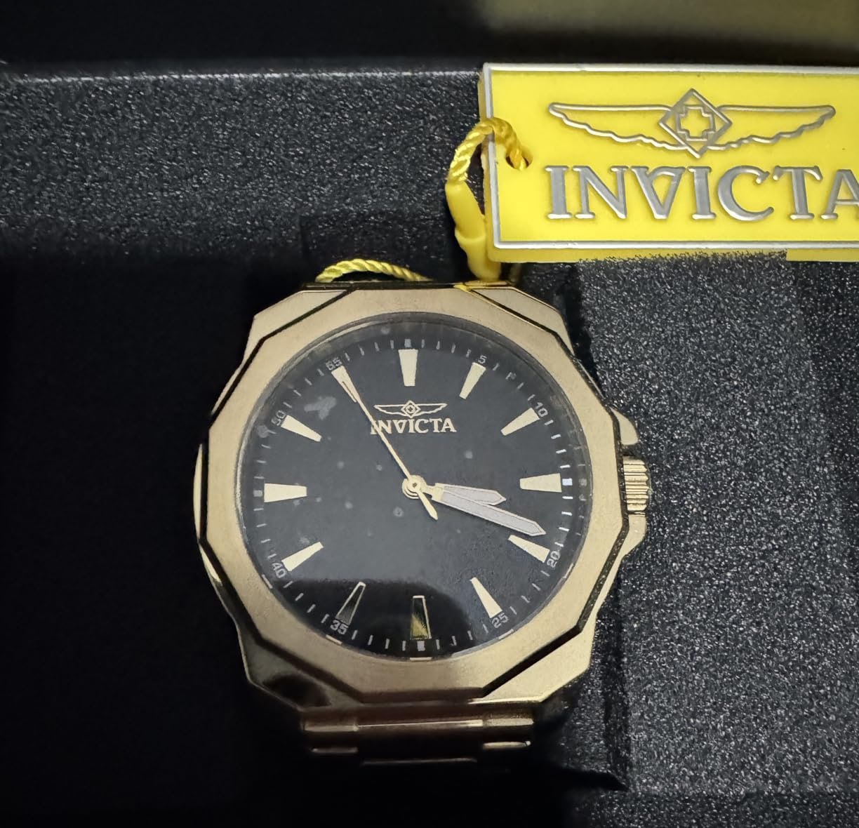 Invicta Relógio masculino Speedway 42 mm de quartzo em aço inoxidável, dourado (modelo: 46839), Dourado, Tendência na Amazon