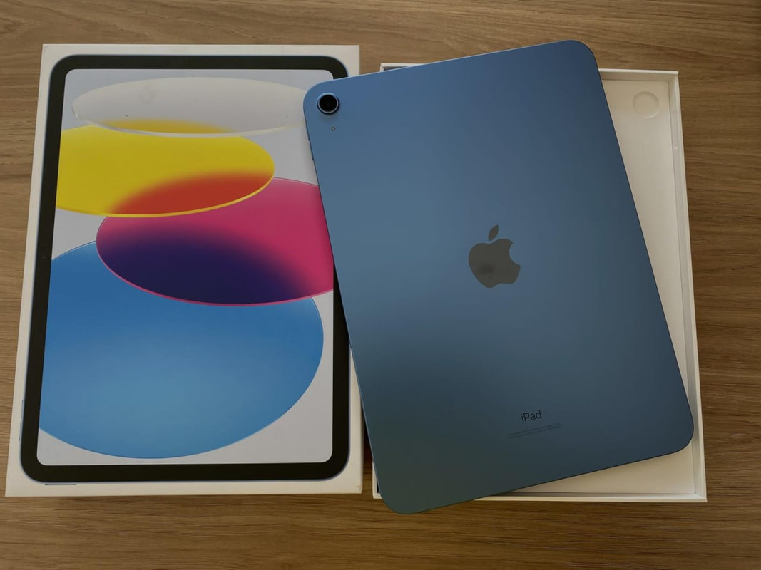 iPad da Apple (10a geração): Com chip A14 Bionic, tela Liquid Retina de 10,9 polegadas, 64 GB Wi-Fi 6 + rede celular 5G, câmera frontal de 12 MP, câmera traseira de 12 MP, Touch ID – Azul na Amazon