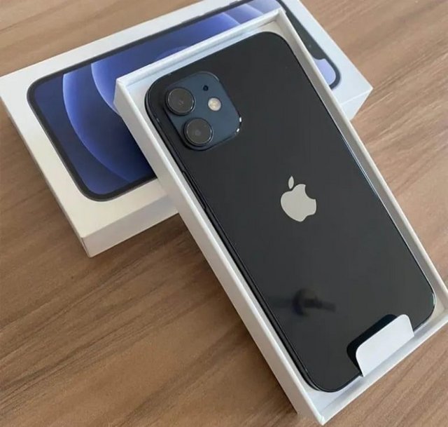 iPhone 12 Apple 64GB iOS 5G Wi-Fi Tela 6.1” Câmera 12MP – Branco ou Preto na Americanas