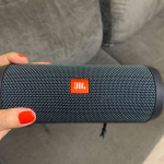 JBL, Caixa de Som, Flip Essential 2, Bluetooth, À Prova D’água, 20W RMS – Preto na Amazon
