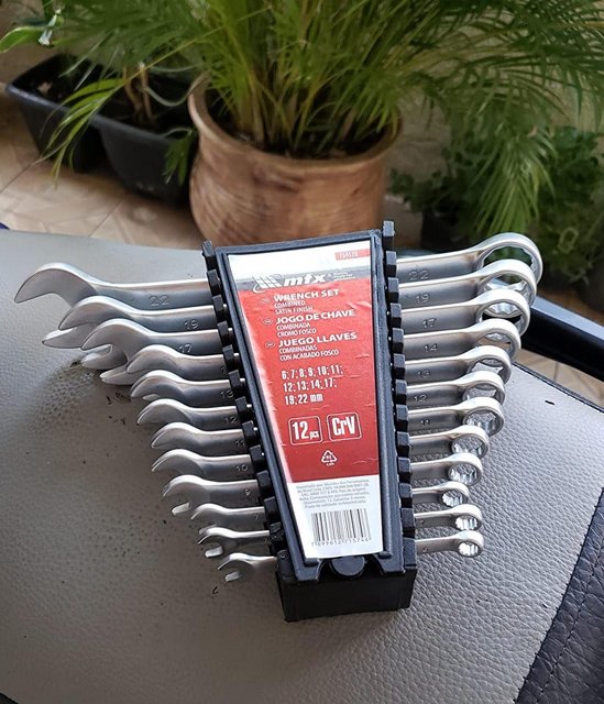 Jogo De Chave Combinada Cromo Fosco De 6 X 22 Mm, 12 Peças Mtx na Amazon
