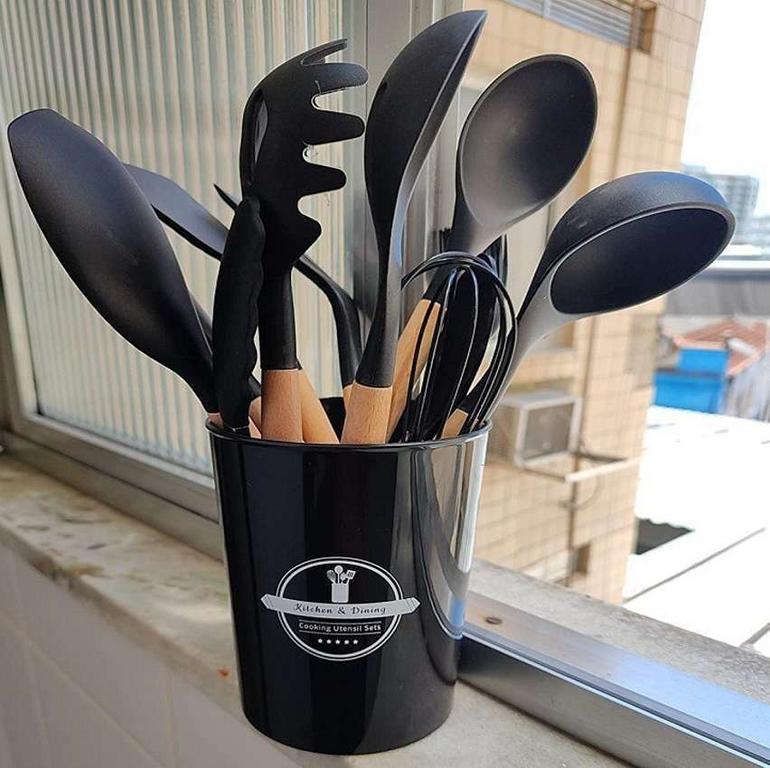 Jogo Utensílios de Cozinha Silicone Cabo de Madeira MM House na Amazon