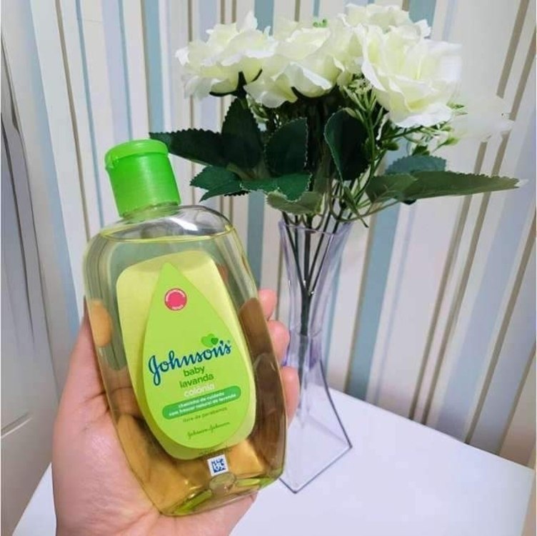 Johnson's Baby Colônia Refrescante Lavanda Para Bebês,200ml na Amazon