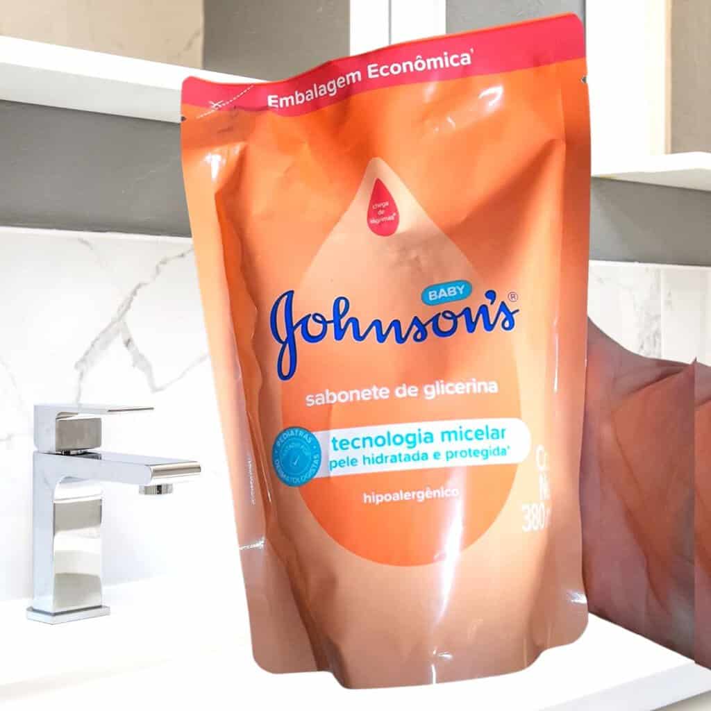 Johnson’s Baby Refil Sabonete Líquido Glicerina Da Cabeça Aos Pés,380ml na Amazon