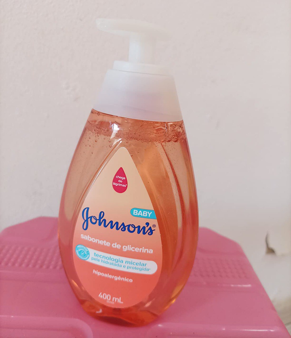 Johnson’s Baby Sabonete Líquido Glicerina Da Cabeça Aos Pés, 400ml na Amazon