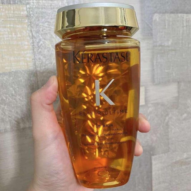 Kérastase Shampoo Elixir Ultime Le Bain, Todos os tipos de cabelos, Nutrição, brilho, Mix de 4 Óleos Preciosos, 250 ml na Amazon