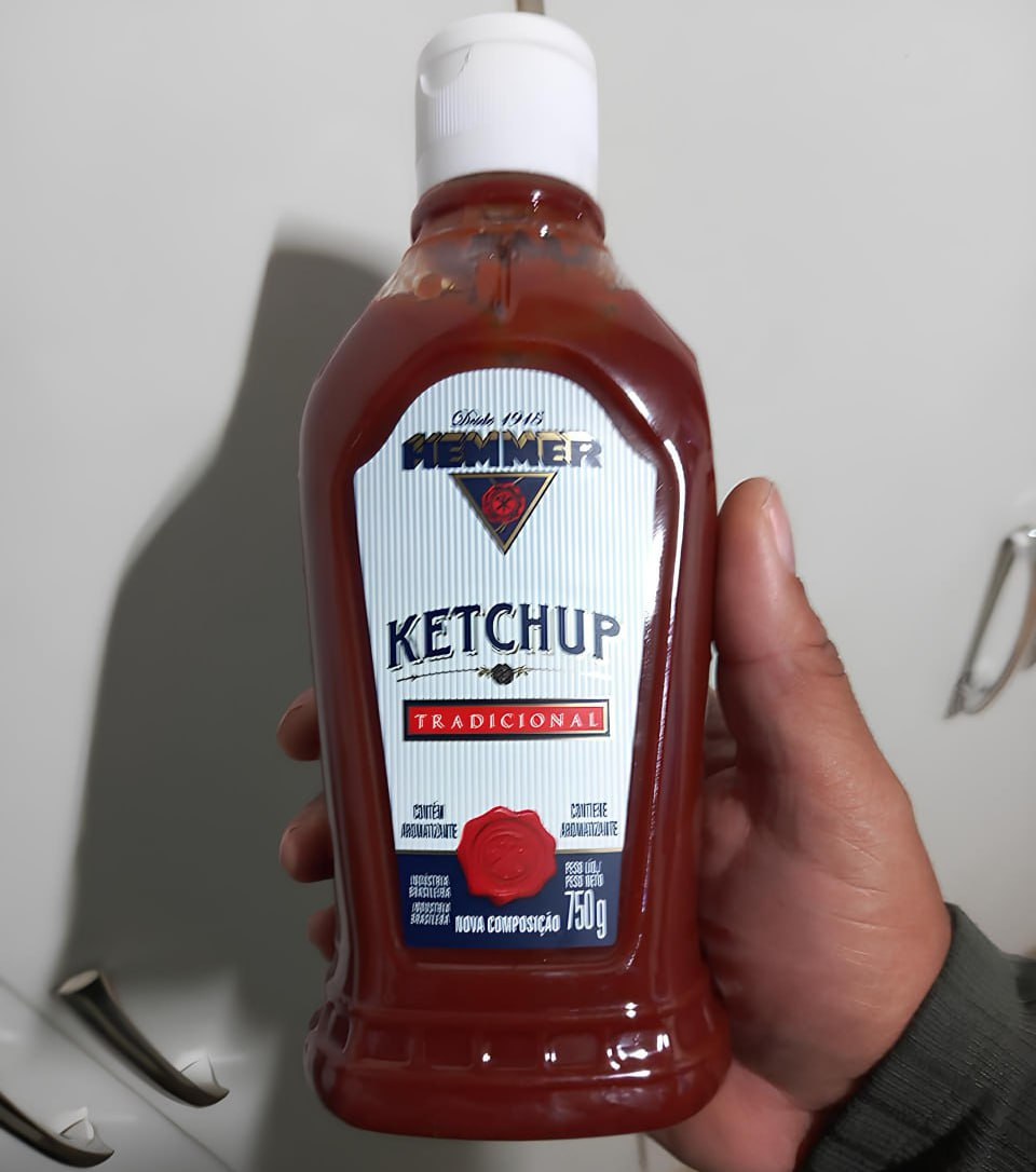 Ketchup Tradicional Hemmer Squeeze 750g na Amazon