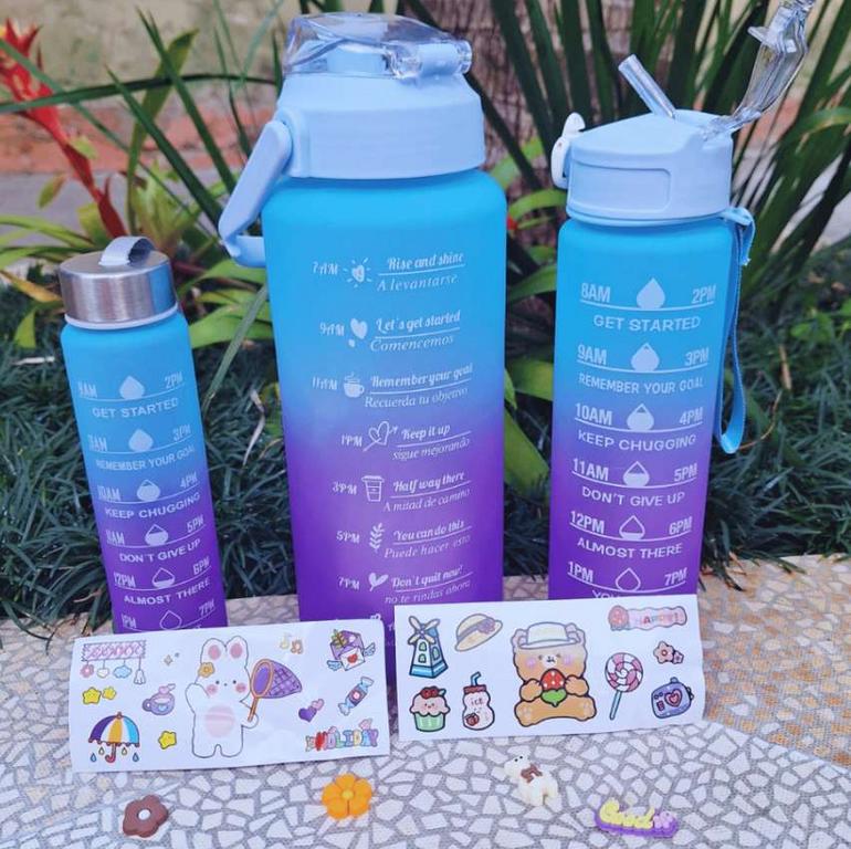 Kit 3 Garrafa De Água Motivacional Adesivo 2 Litros 900mL 300mL – Yinaite na Magazine Luiza