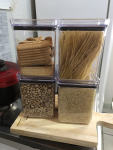 Kit 4 Potes Hermético, 4 Etiquetas Lousa, 1 Medidor Duplo na Amazon