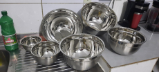 KIT 6 Tigelas Bowl Aço Inox Funda Multiuso Medidora na Amazon