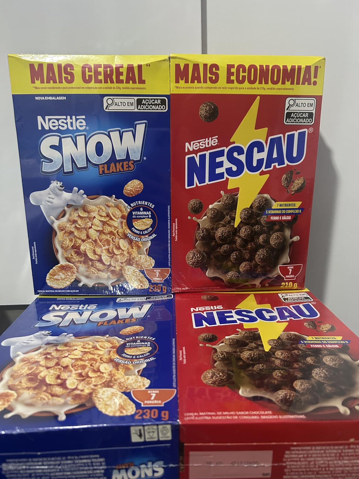 Kit Cereal Matinal Chocolate Nescau 210g + Snow Flakes 230g Mais Economia na Amazon