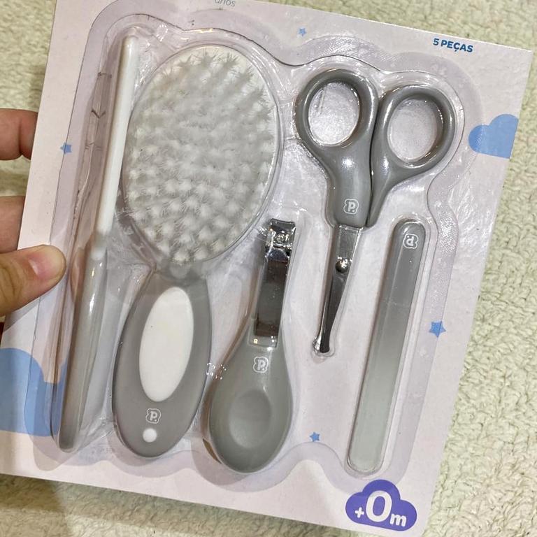 kit Cuidados com o bebê 5 peças: tesoura, cortador, lixa de unha, pente e escova – Masculino na Amazon