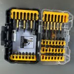 Kit de chaves de fenda DEWALT DW2166, com estojo, cinza/prata, 45 peças na Amazon