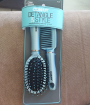 Kit de escova e pente Conair Detangle & Style, cores aleatórias, 2 unidades na Amazon