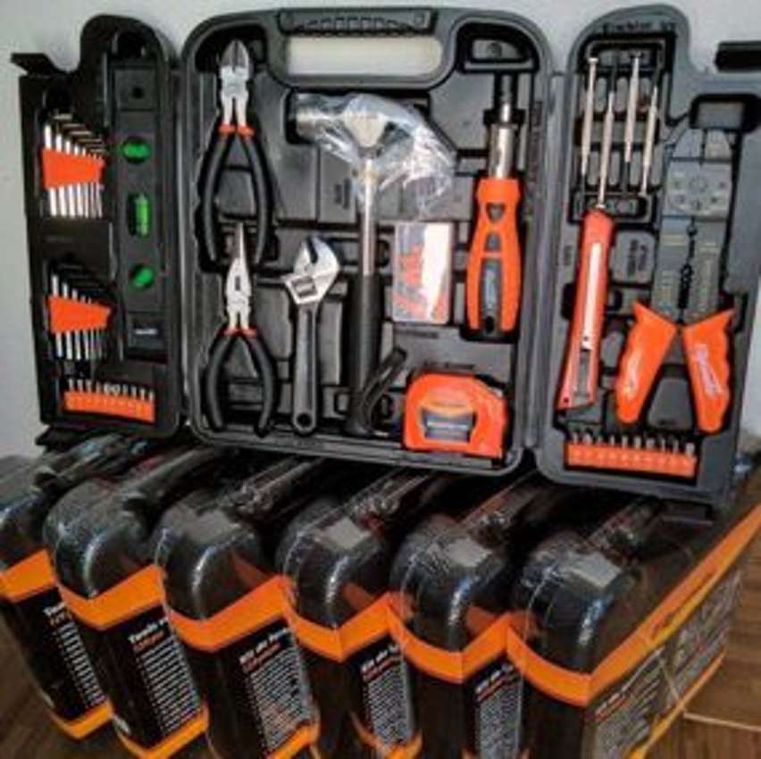 Kit Ferramentas Sparta 129 Peças 13564 – com Maleta na Magazine Luiza