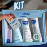 Kit Minis Mustela Bebê e Criança (Água de Limpeza + Hydra Bebê + Gel Lavante + Creme Vitaminado Preventivo de Assaduras) Edição limitada, Tamanho prático para levar para qualquer lugar, Mustela Bebê na Amazon