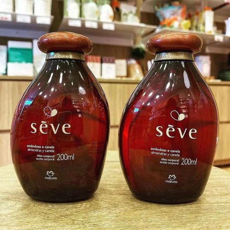 Kit Sève Óleo Desodorante Hidratante Amêndoas e Cereja na Natura