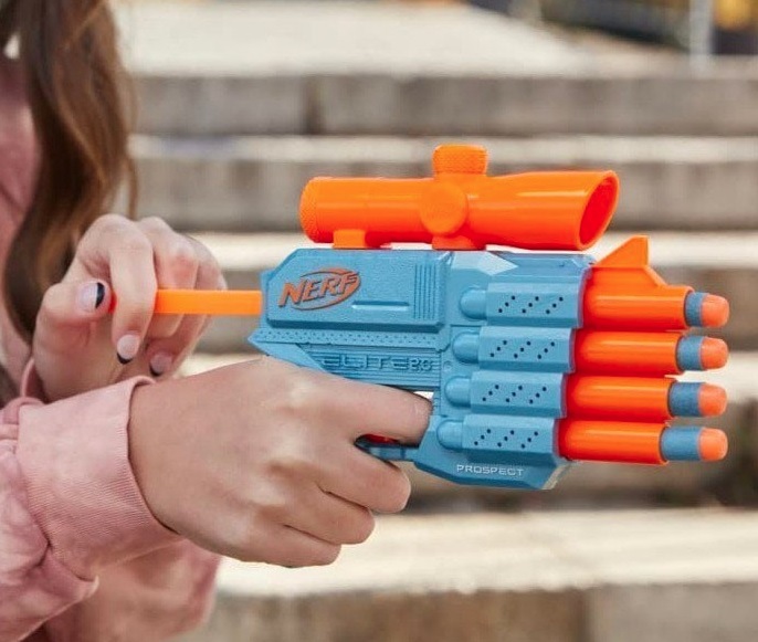 Lança Dardos Nerf Hasbro Elite 2.0 Prospect QS-4 com 8 Dardos e Mira Acoplada na Casas Bahia