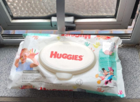 Lenços Umedecidos Huggies One & Done – 48 lenços na Amazon
