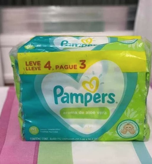 Lenços Umedecidos Pampers Aroma de Aloe Vera 192 Unidades na Amazon