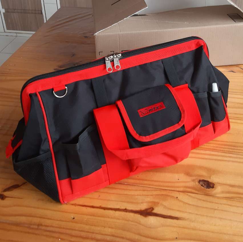 Level Black Bolsa Para Ferramentas Com 32 Bolsos 460 X 280 X 305 Mm Mtx na Amazon