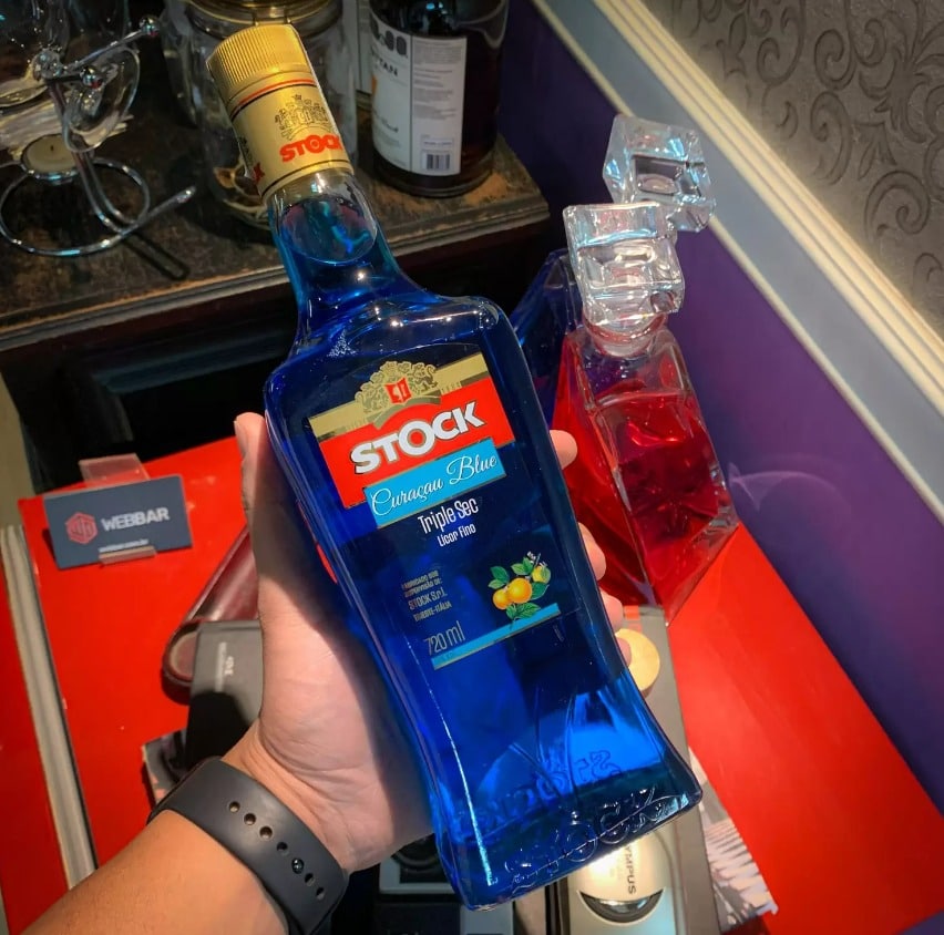 Licor Curaçau Blue Stock 720 Ml na Amazon