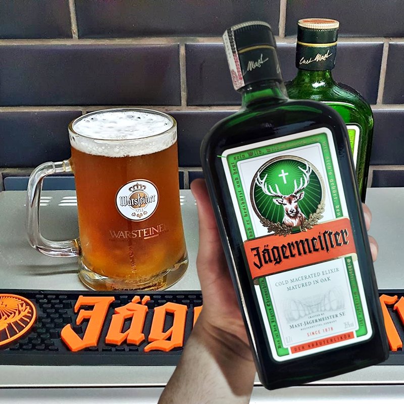 Licor, Jagermeister, Licores Herbais, 700 ml, Pacote de 1 na Amazon