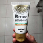 L’Oréal Paris UV Defender Antioleosidade FPS 60 Média – Protetor Solar Facial 40g na Amazon