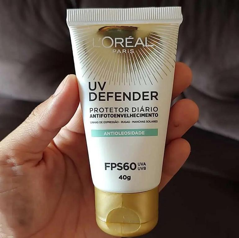 L’Oréal Paris UV Defender Antioleosidade FPS 60 Sem Cor Protetor Solar Facial Diário Antifotoenvelhecimento 40g na Amazon