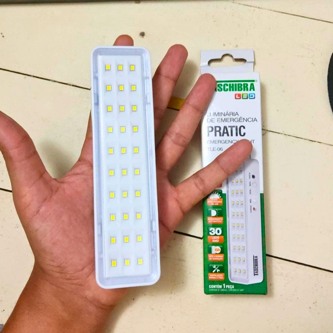LUMINÁRIA DE EMERGÊNCIA LED PRATIC TLE 06 na Amazon