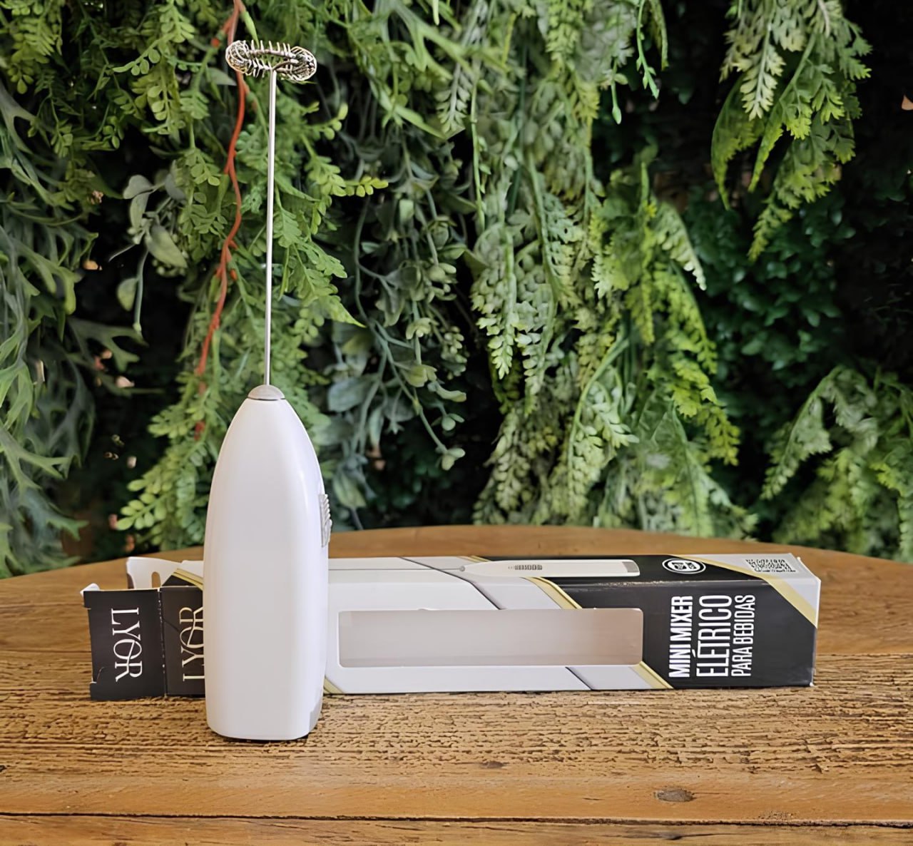LYOR – Mini Mixer Misturador Elétrico para Bebidas – Inox e Plástico Branco – Eficiente e Compacto para Batidas e Misturas Rápidas na Amazon